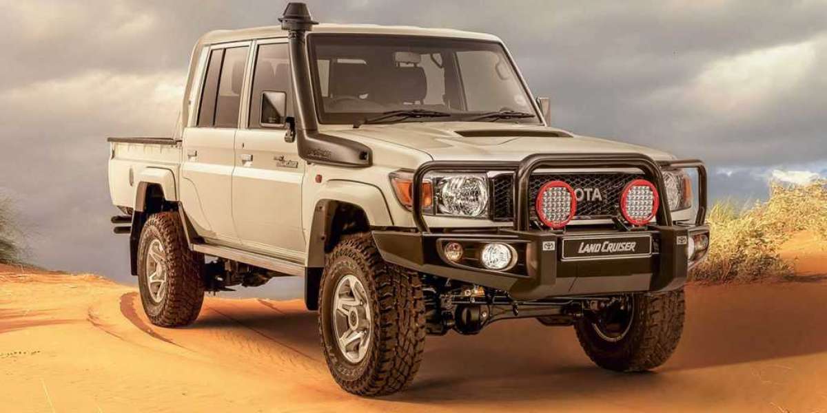 Toyota Land Cruiser có thêm phiên bản đặc biệt Namib với kiểu dáng hoài cổ