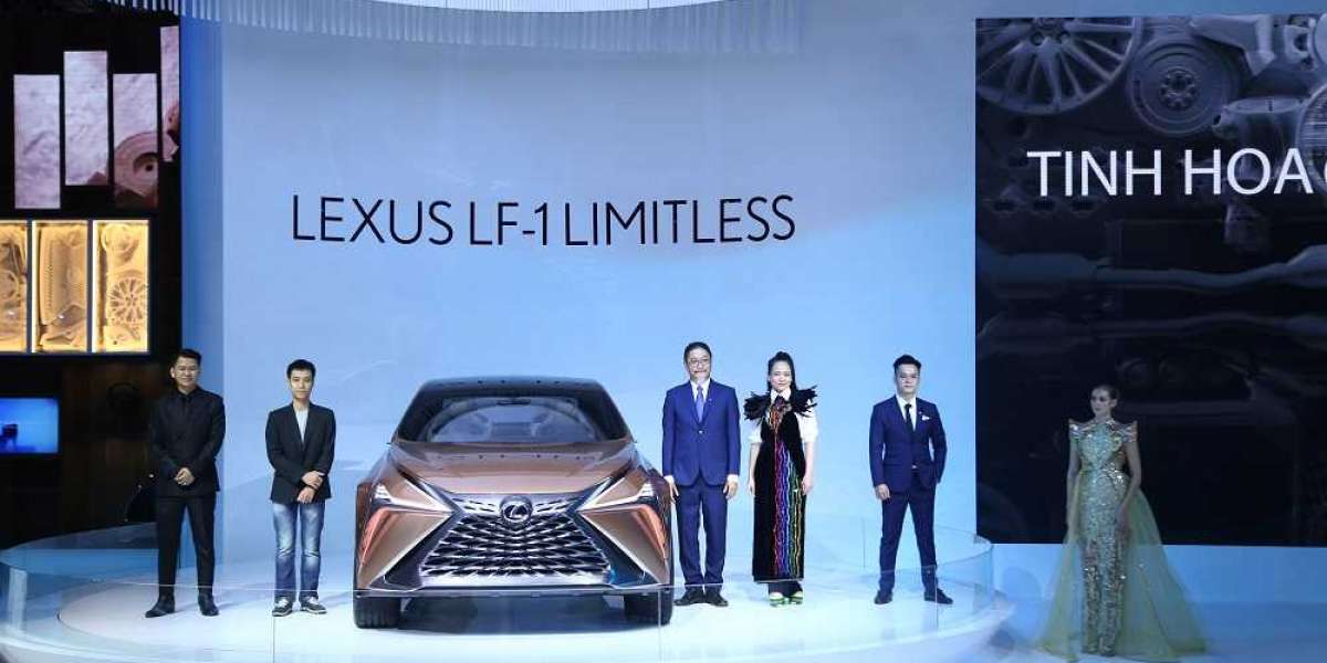 Trải nghiệm Tinh hoa chế tác trong khu trưng bày sang trọng của Lexus