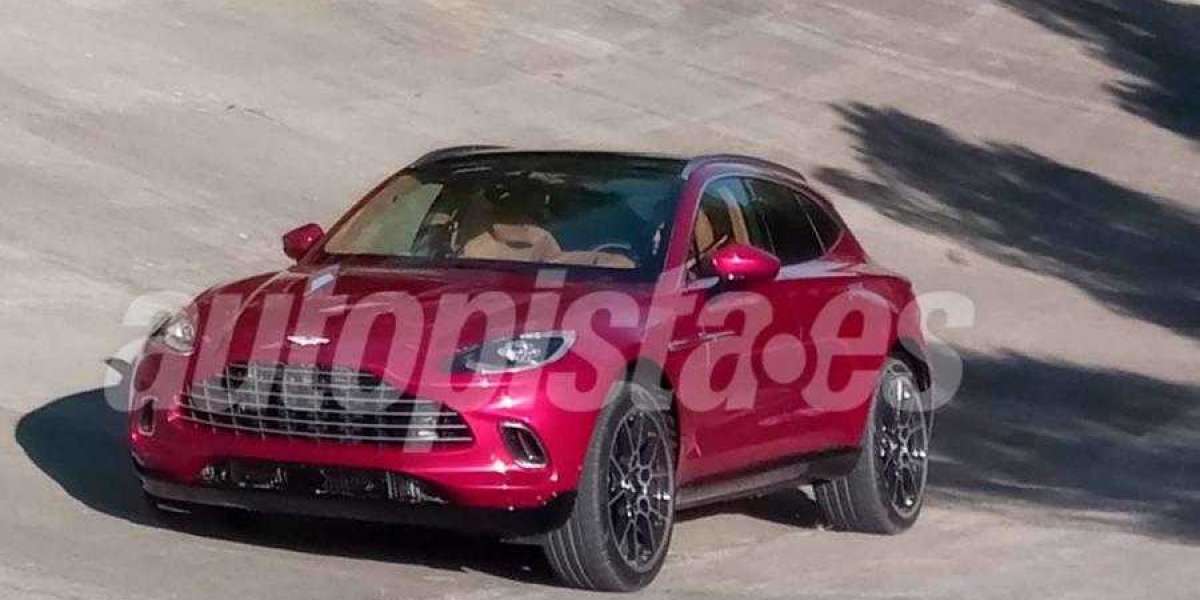 Siêu SUV Aston Martin DBX lộ diện trên đường chạy thử
