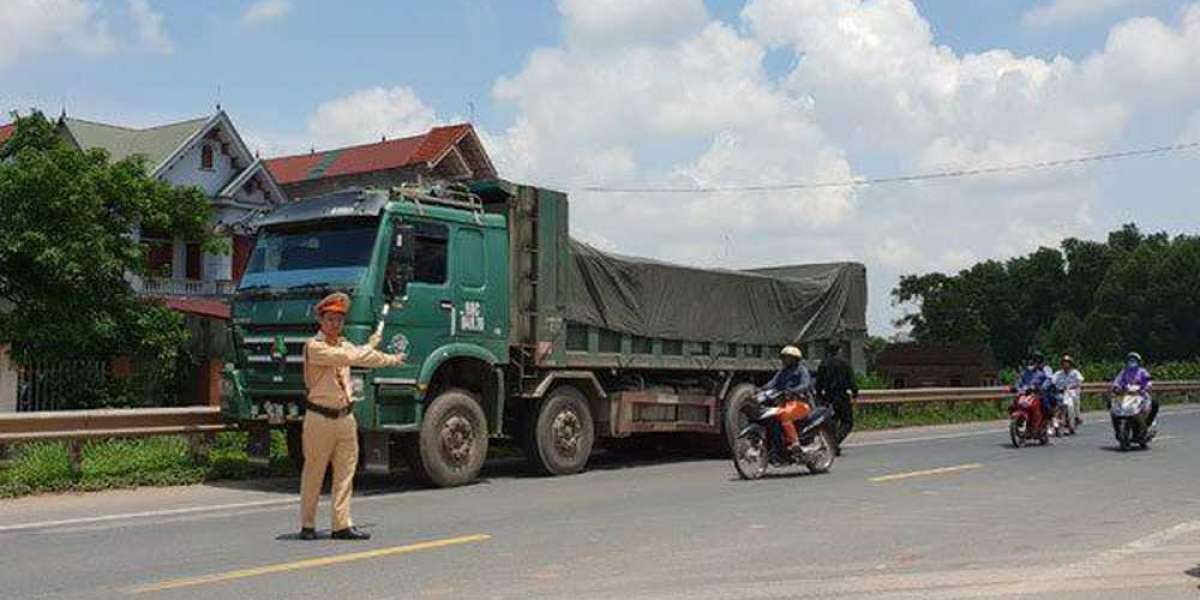 CSGT không được trưng dụng phương tiện