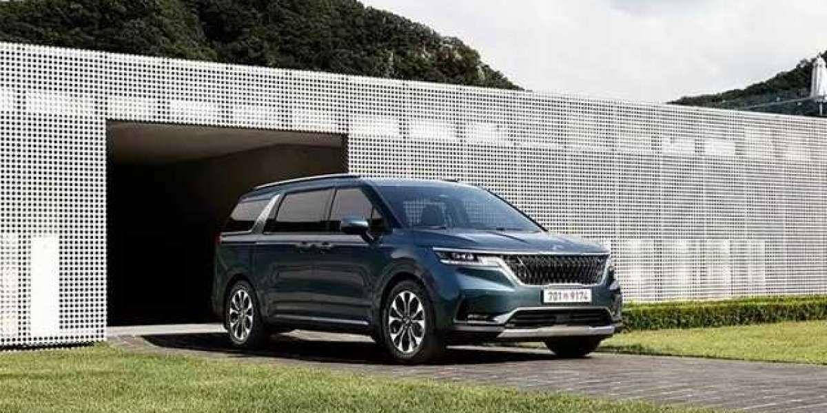 Kia Sedona mới “đắt như tôm tươi” ngay khi vừa mở bán