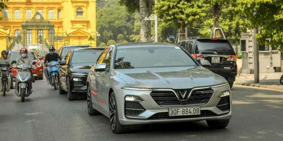 Giá ô tô VinFast, Mercedes-Benz, Hyundai sẽ như nào khi giảm 50% lệ phí trước bạ?