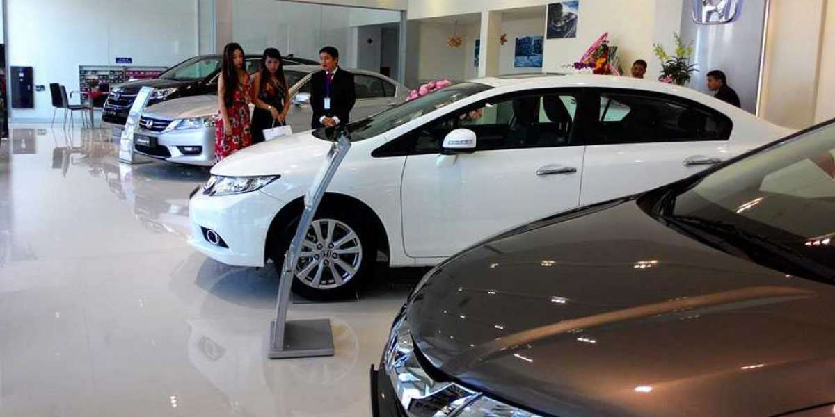 Giảm 50% phí trước bạ ô tô: Tiền chảy vào túi ai?