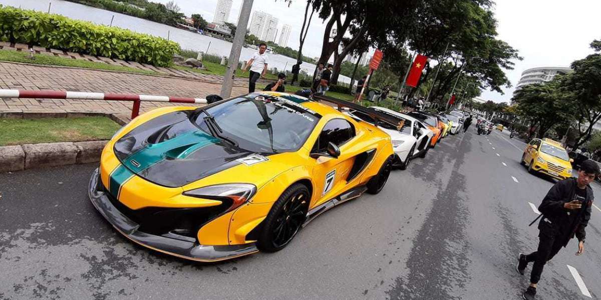 Dàn siêu xe tụ họp ở biển Vũng Tàu