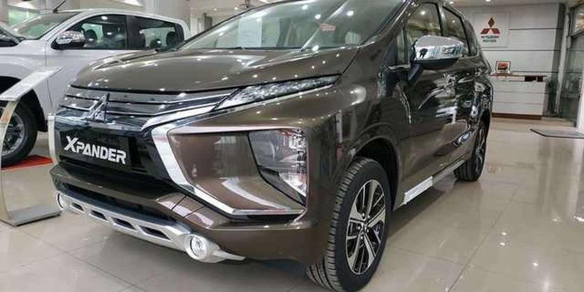 Đại lý ồ ạt xả hàng tồn, nhiều xe “hot” giảm giá lập đáy mới