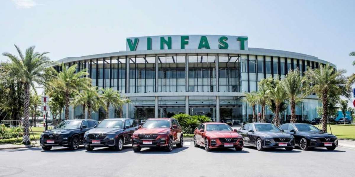 Ô tô VinFast bất ngờ tăng giá