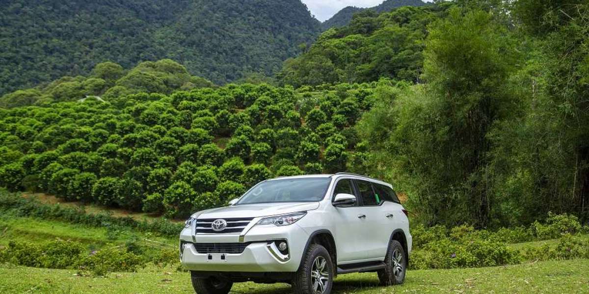 Quà tặng sẻ chia từ Toyota cho khách hàng mua xe trong tháng 5