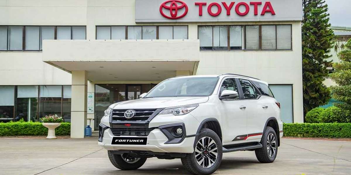 Toyota tiếp tục hỗ trợ lệ phí trước bạ cho khách mua xe Fortuner