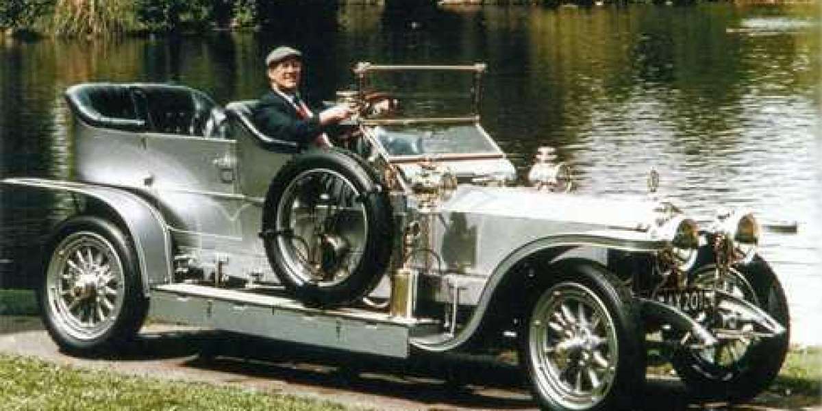 Rolls-Royce Motor Cars và một vài suy ngẫm về lịch sử 116 năm