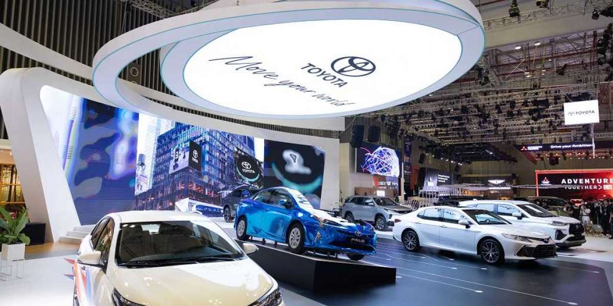 [VMS 2022] Toyota mang Veloz Cross lắp ráp đến giới thiệu tại triển lãm ô tô Việt Nam
