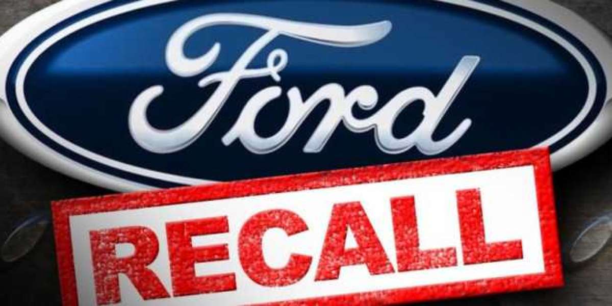 Ford triệu hồi hơn 326.000 xe tại 3 thị trường lớn