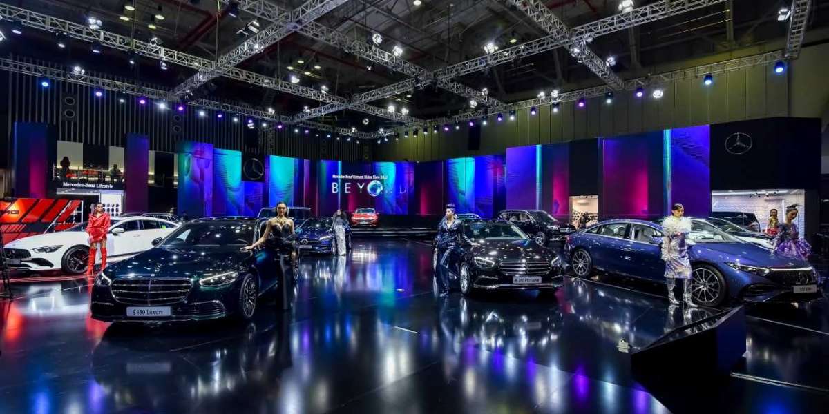 [VMS 2022] Dàn xe sang Mercedes đổ bộ triển lãm