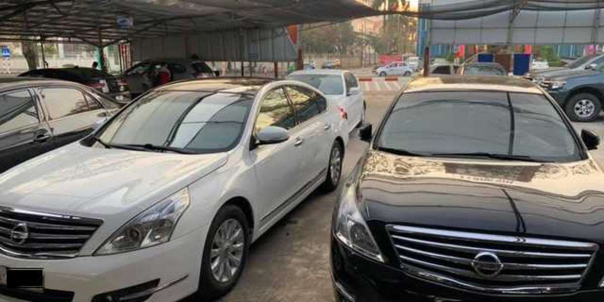 Ô tô cũ giảm giá, dân buôn giao xe tận nhà mùa dịch