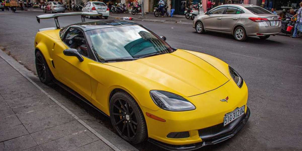Chevrolet Corvette C6 hàng hiếm dạo phố Sài thành