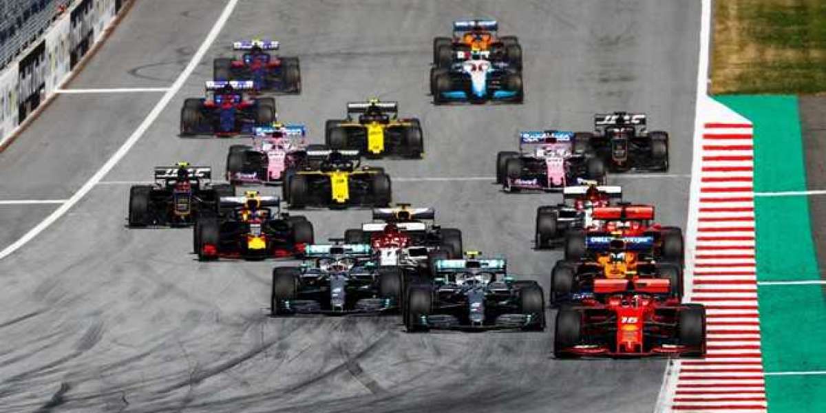 Chuyện F1 (Chặng 7) : Vì đâu đội đua Mercedes-Benz “ngã ngựa” tại Áo ?