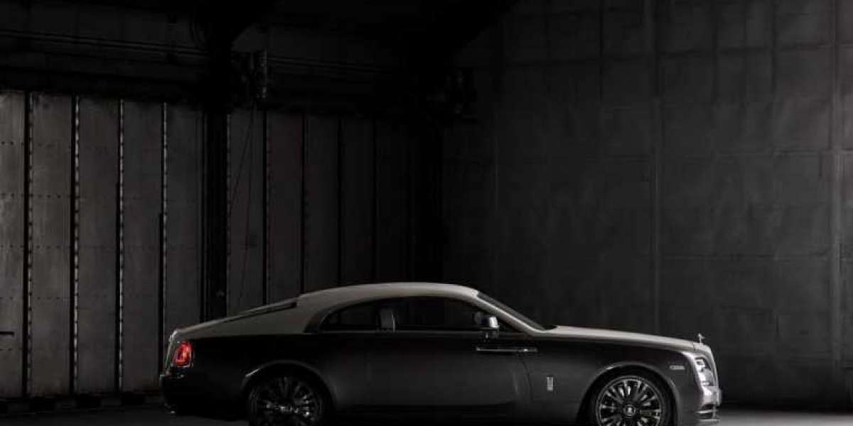 Rolls-Royce hé lộ các phác thảo Wraith Eagle VIII mới