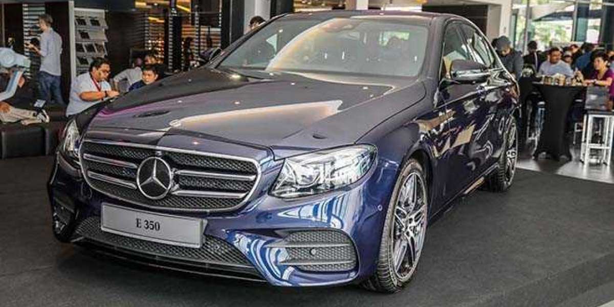 Mercedes-Benz E350 mới lộ giá bán chính thức trước ngày ra mắt tại Việt Nam