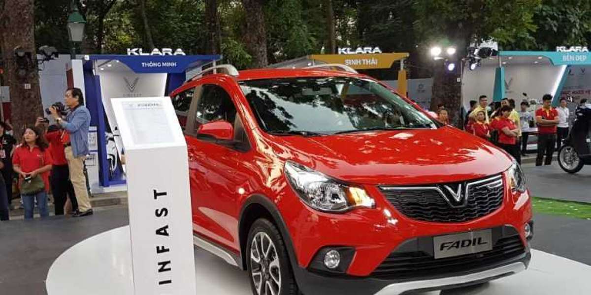 VinFast Fadil thử nghiệm đâm trực diện: Bung túi khí, không có vấn đề kết cấu thân vỏ