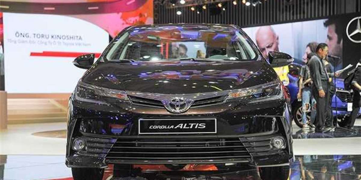 Xả hàng chờ phiên bản mới, Toyota Corolla Altis giảm giá cao nhất 80 triệu đồng