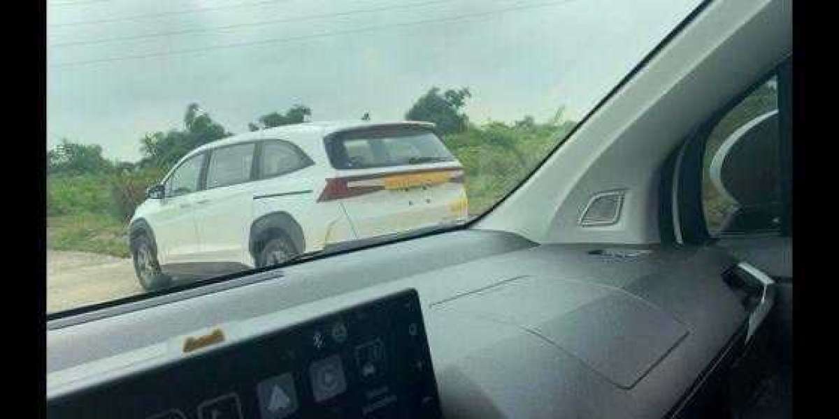 Xuất hiện xe lạ chạy thử ở Việt Nam, nghi là của Hyundai