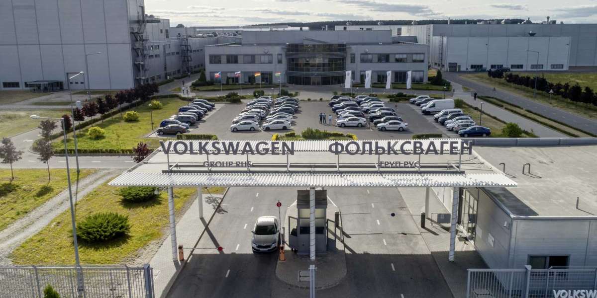 Volkswagen rời Nga, bán toàn bộ cổ phần và nhà máy cho đại lý địa phương