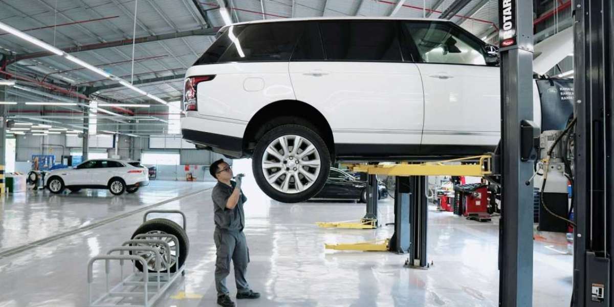 Jaguar và Land Rover khởi động chương trình ưu đãi hè 2023