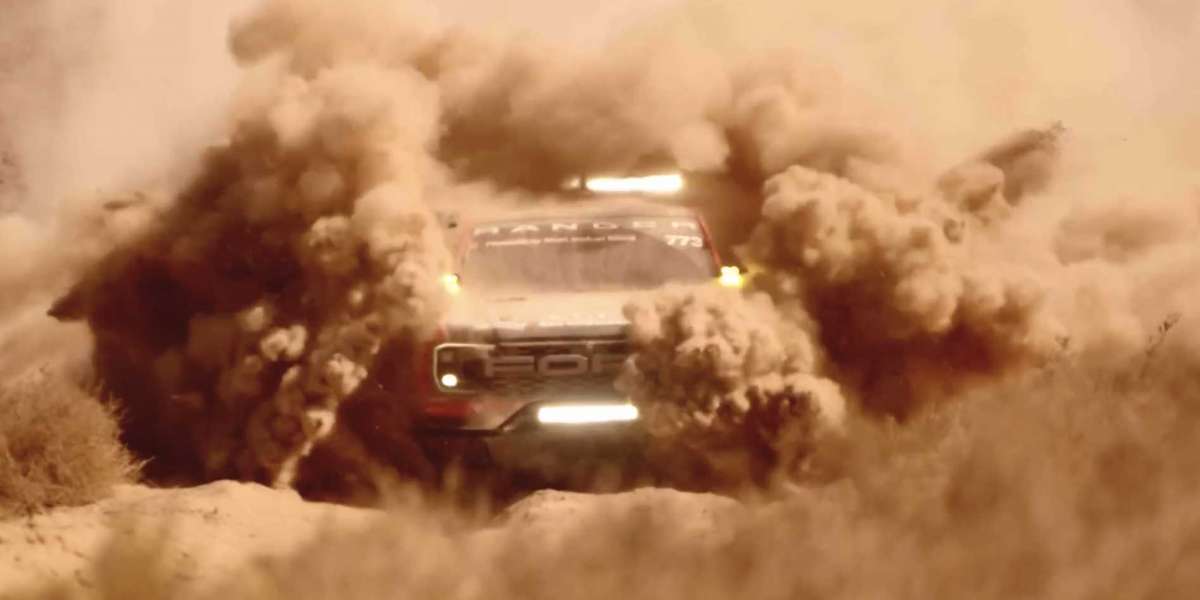 Ford Ranger Raptor trước thềm Giải Đua Finke Desert Race