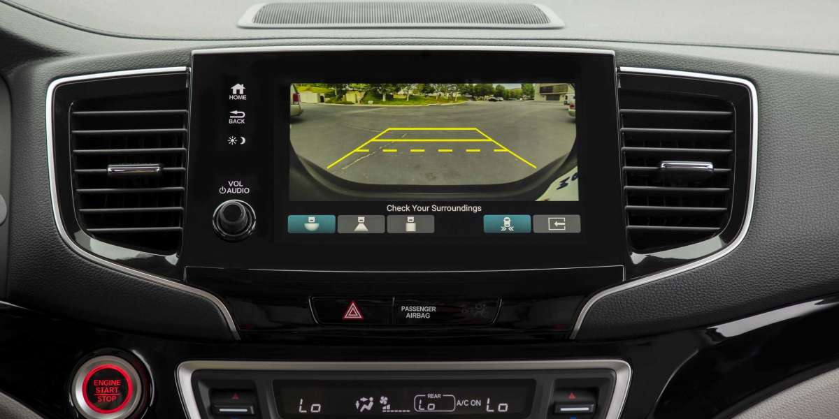 Honda triệu hồi gần 1,2 triệu xe do lỗi camera lùi