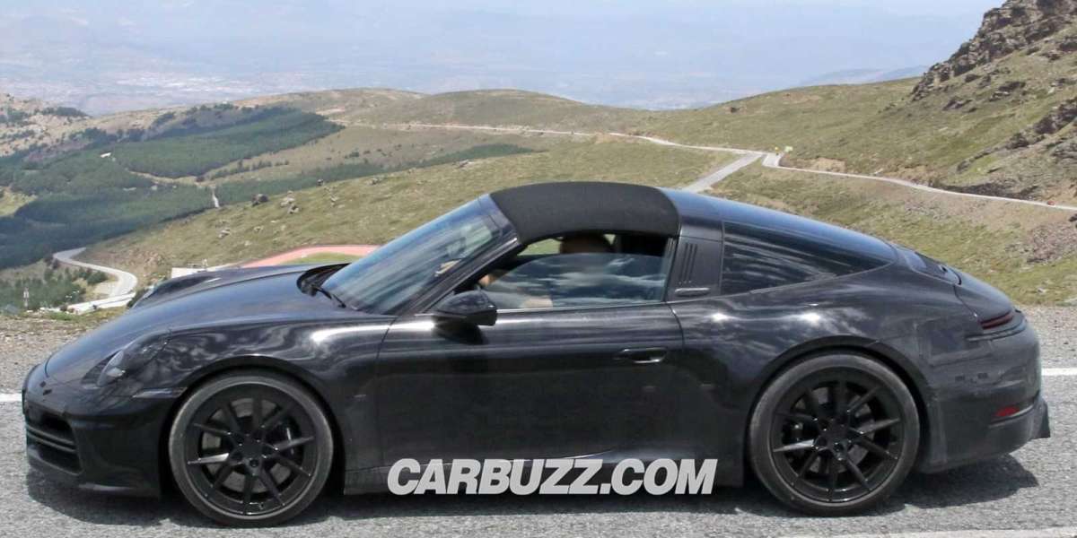 Lộ diện Porsche 911 Targa bản nâng cấp