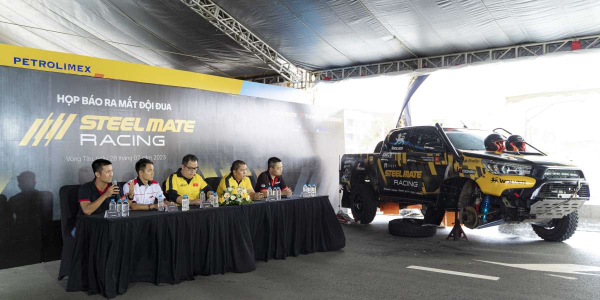 Steelmate Racing chính thức ra mắt, sẵn sàng chinh phục giải đua Rally khắc nghiệt nhất châu Á