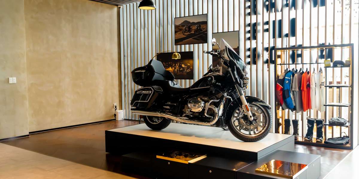 THACO AUTO khánh thành tổ hợp showroom BMW-MINI-BMW Motorrad Bình Dương đầu tiên tại Việt Nam