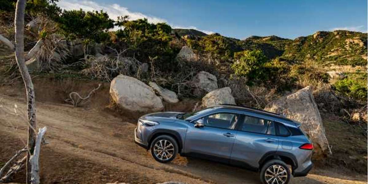 Toyota Việt Nam tăng giá nhiều mẫu xe nhập khẩu