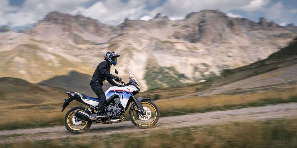 Honda Việt Nam lần đầu giới thiệu mẫu xe phân khối lớn Transalp