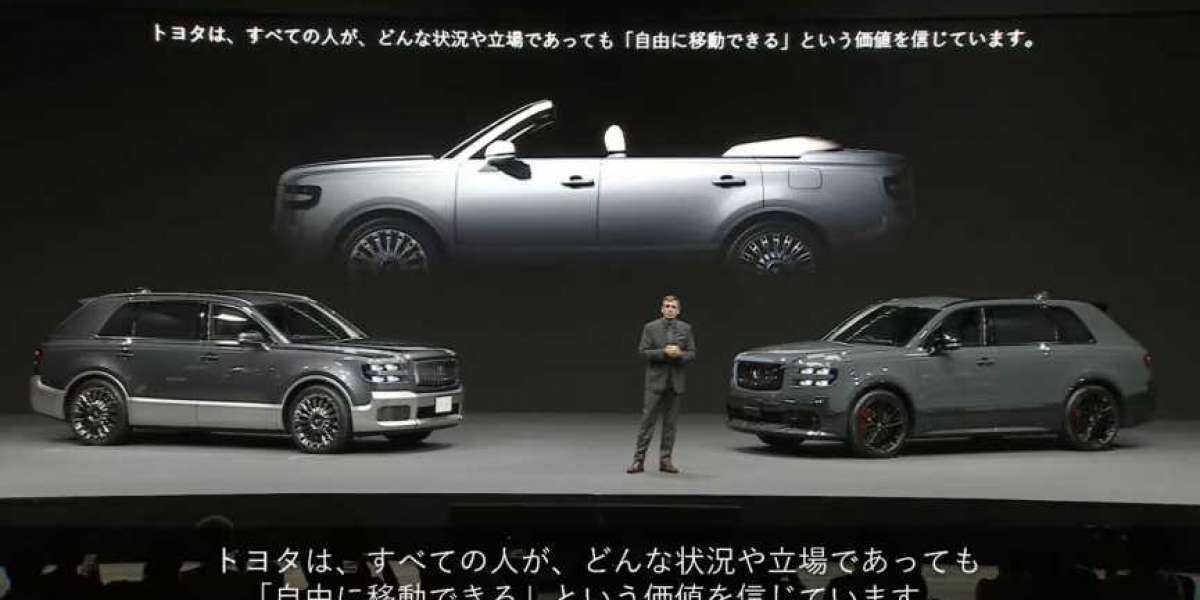 Toyota ra mắt SUV Century, đẳng cấp không thua kém Rolls-Royce