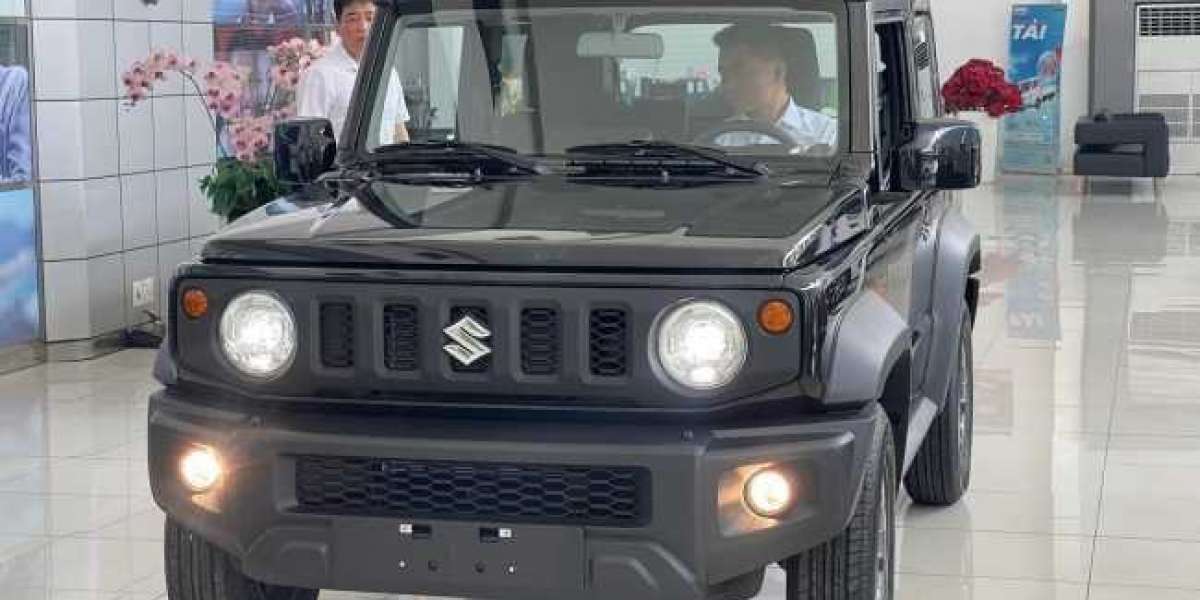 Suzuki Jimny có mặt tại đại lý, dự kiến mở bán đầu năm sau