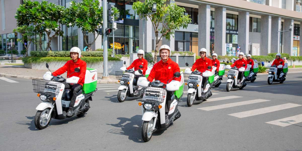 Honda Việt Nam hợp tác cùng Lotteria Việt Nam triển khai Dự án Sử dụng xe điện giao hàng
