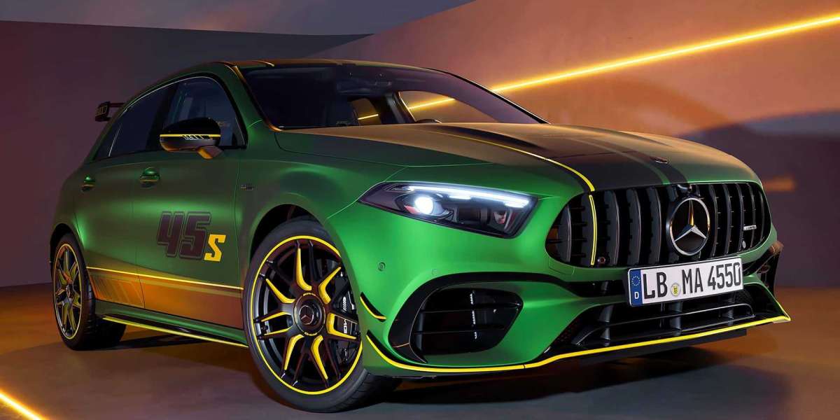 Mercedes-AMG A45 Limited Edition với màu sơn đặc biệt cùng gói option trị giá 15.000 USD