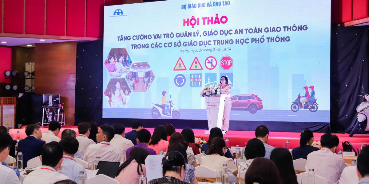 Honda Việt Nam tổ chức Hội thảo tăng cường vai trò quản lý, giáo dục an toàn giao thông trong các cơ sở giáo dục THPT