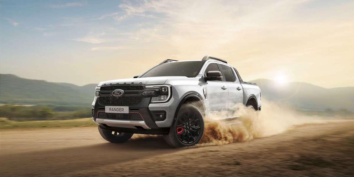 Ford Việt Nam chính thức giới thiệu Ford Ranger Stormtrak