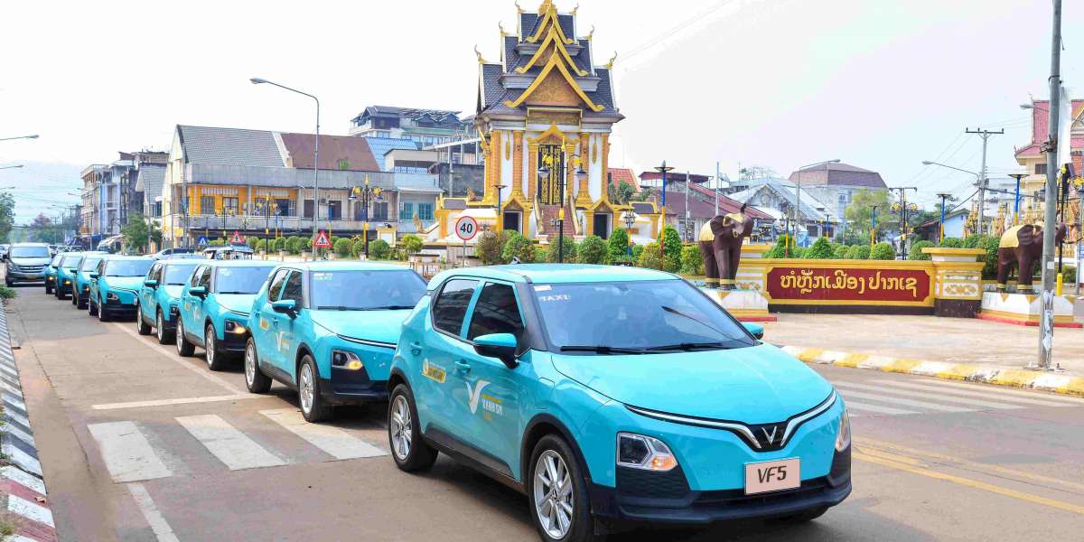 Xanh SM Lào khai trương dịch vụ taxi điện tại Champasak