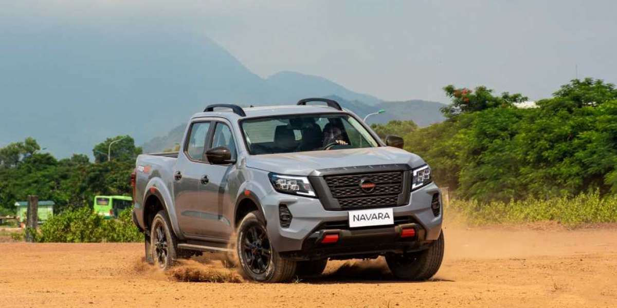 Nissan Navara ra mắt phiên bản mới, giá 685 triệu đồng