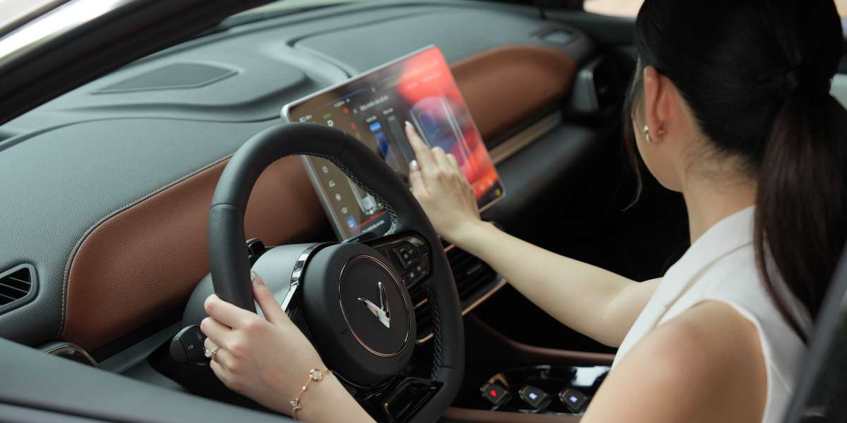 Điểm danh loạt quyền lợi miễn chê dành cho chủ xe VF 8 Lux đặt cọc sớm