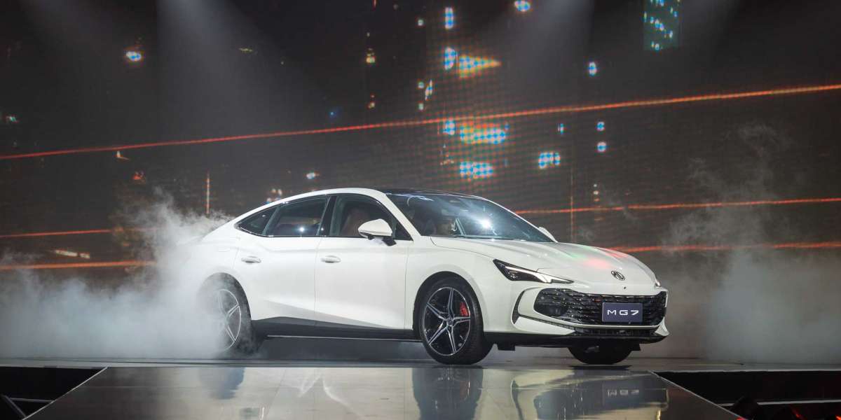 MG7 ra mắt thị trường Việt Nam với giá bán khởi điểm 738 triệu đồng