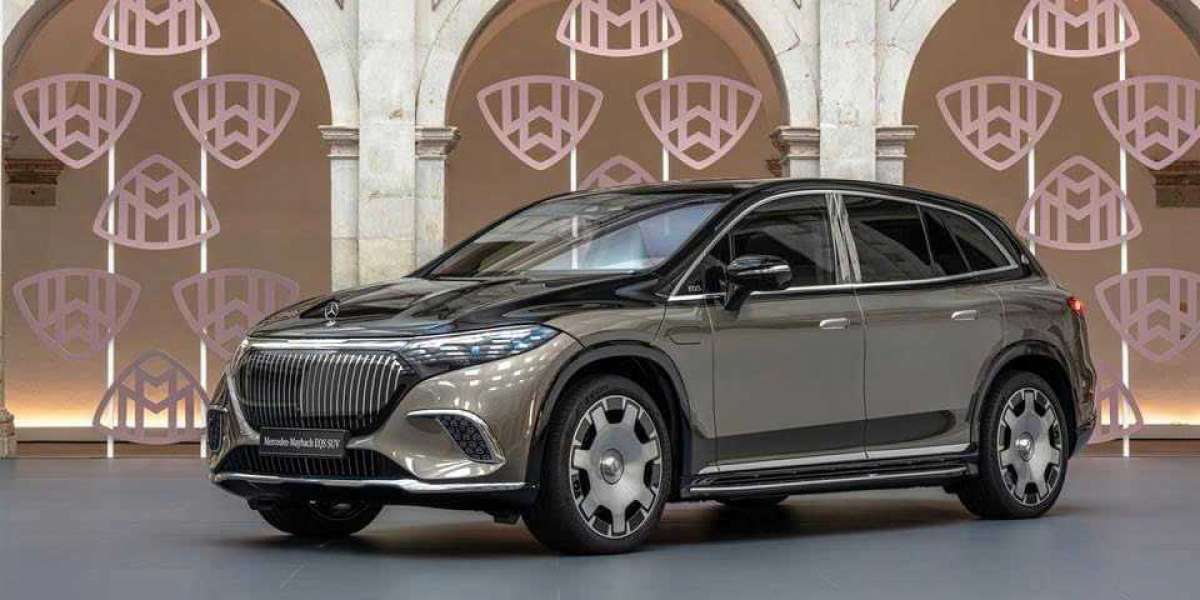 Siêu phẩm Mercedes-Maybach EQS 680 SUV chính thức ra mắt tại Việt Nam