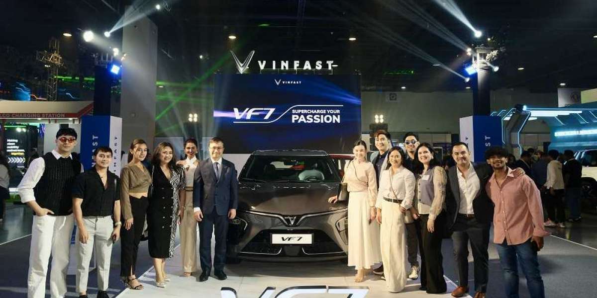 VinFast chính thức mở bán ô tô điện VF 7 tại Philippines