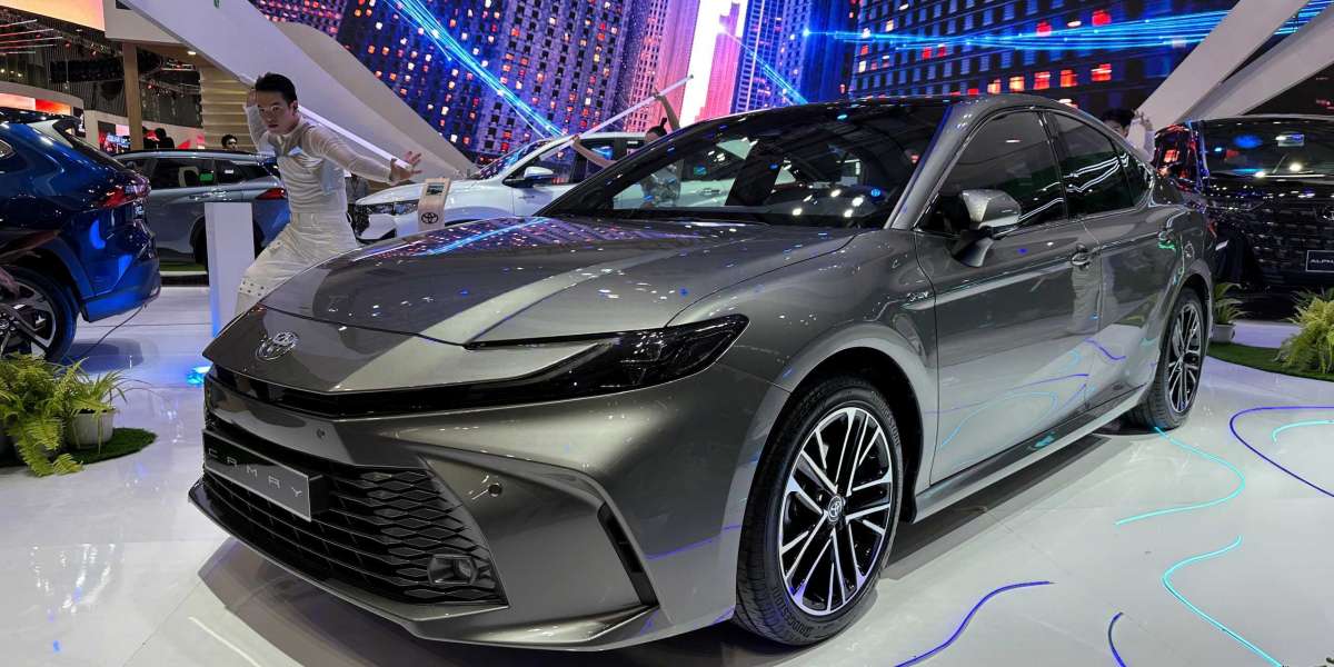 Toyota Việt Nam ra mắt xe Toyota Camry hoàn toàn mới tại Triển lãm Ô tô Việt Nam 2024