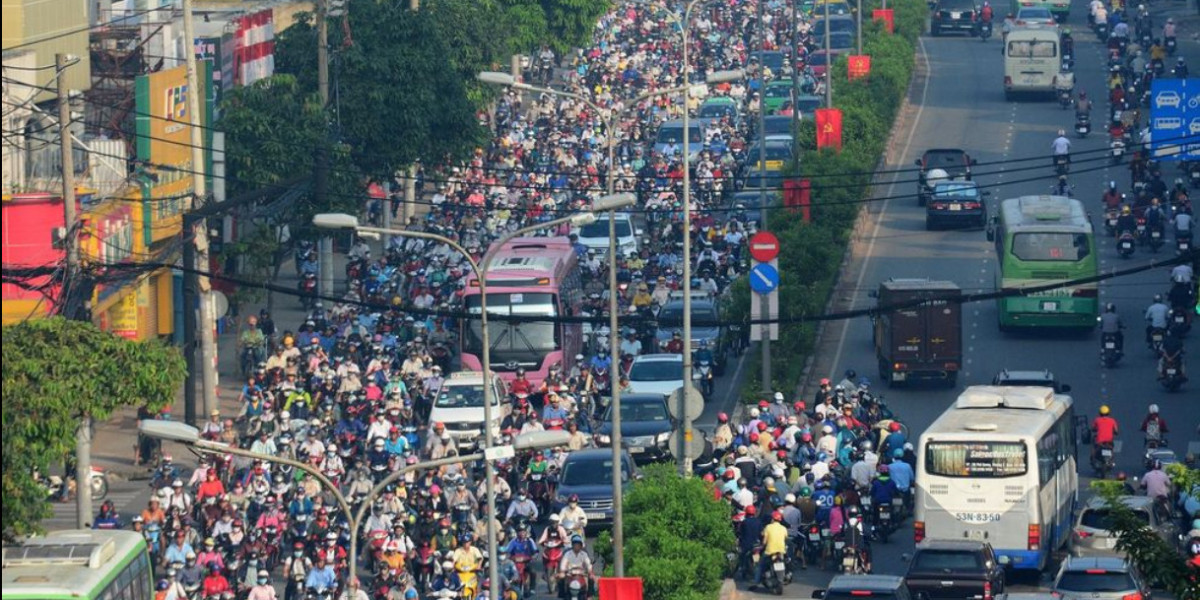 Điều gì đón chờ thị trường xe máy năm 2025?