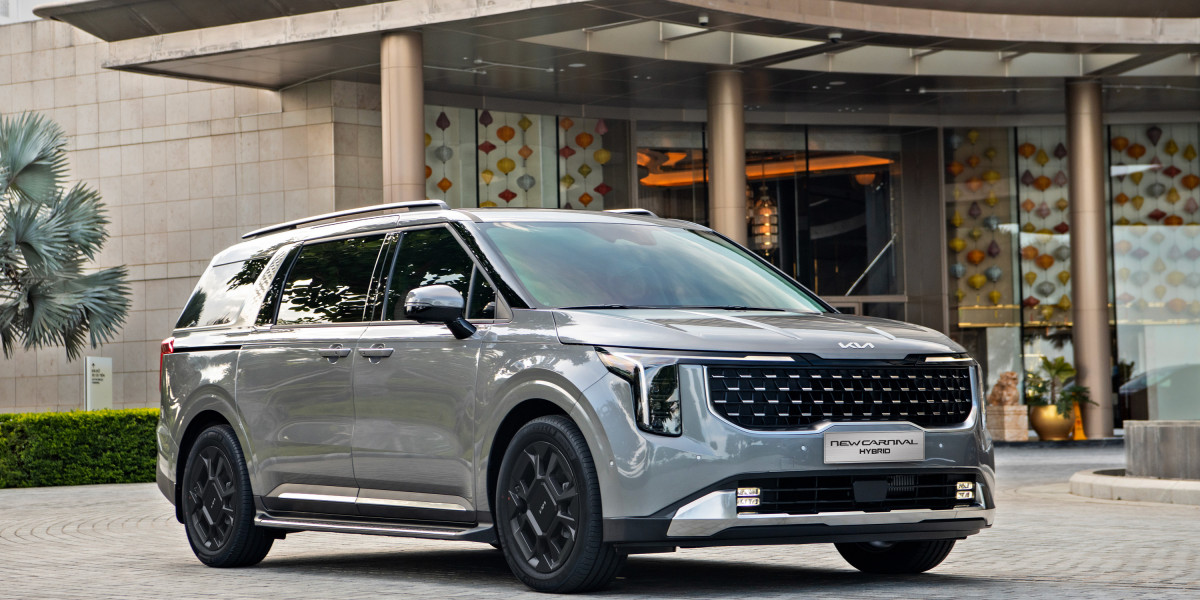 Kia New Carnival Hybrid ra mắt tại Việt Nam, giá 1,849 tỷ đồng