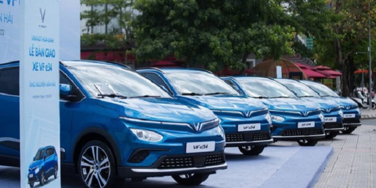 Bộ Tài chính đề xuất 2 phương án miễn, giảm lệ phí trước bạ đối với ô tô điện