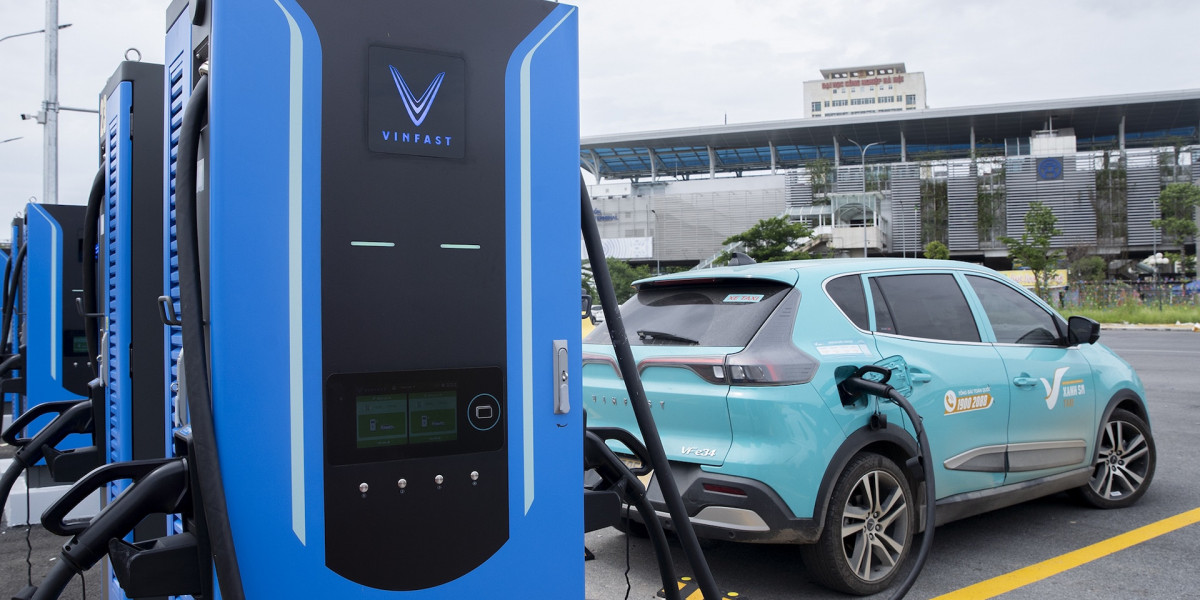 V-Green khai trương trạm sạc siêu nhanh lớn nhất Hà Nội, có thể sạc đồng thời 84 xe